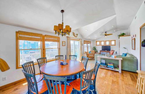 Avon House | Dancing Dolphin 106