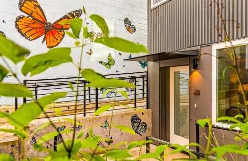Fremont Apartment | Dancing Wings Retreat Walker Paradise in Fremont