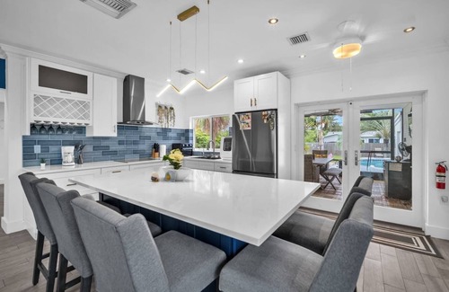 Melaleuca Gardens House | Dania Beach - Paradise House