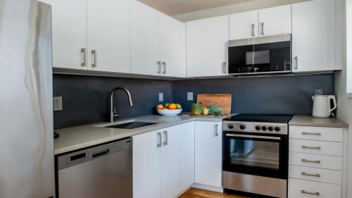 Midtown Apartment | Danish Dreamscape