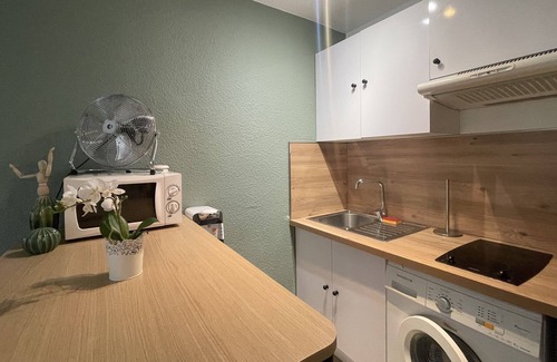 Le Rouet Apartment | Dans le Carré dor de Marseille 8eme Rue Paradis, bel Appartement 2 Couchages