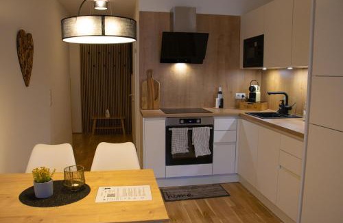 Donaustadt Apartment | Danube City Lodge, uptown, A/C