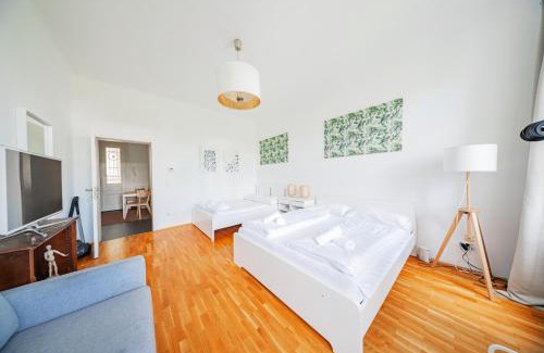 Brigittenau Apartment | Danube Studio Living