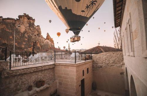 Cavusin Hotel | DAPHNE CAVE HOTEL