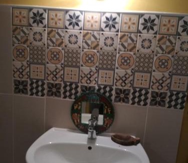 Lachau House | Daphrose chambre