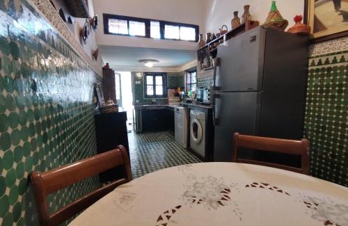 Layoun Apartment | Dar Ben Daoud avec piscine et terrasse privee