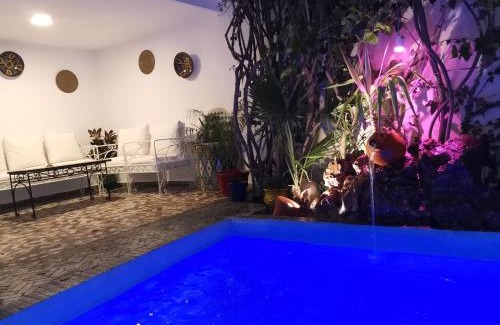 Layoun Apartment | Dar Ben Daoud avec piscine et terrasse privee