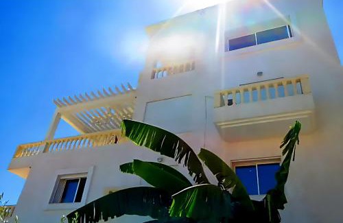 Le Kram Bed & Breakfast | Dar El Maa