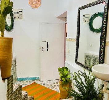 Sidi Ben Slimane El Jazouli Apartment | Dar jamaa lfna