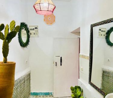 Sidi Ben Slimane El Jazouli Apartment | Dar jamaa lfna