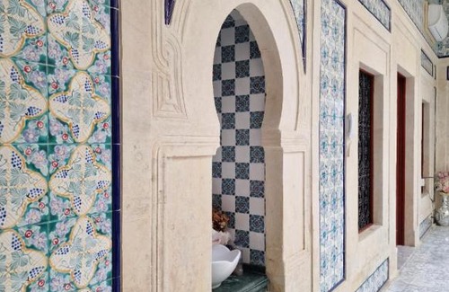 Ksar Hellal Villa | DAR MADHI