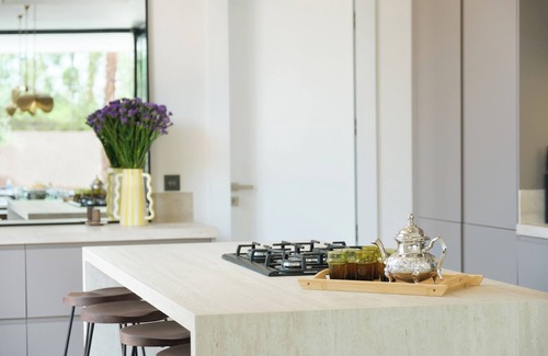 Marrakech Villa | DAR METIS, modern villa, heated pool, close to the Golf course and City center