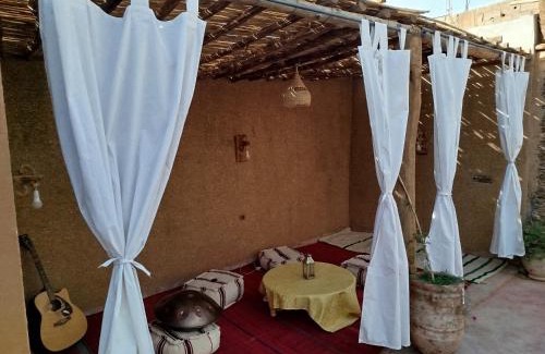 M'Hamid El Ghizlane Bed & Breakfast | Dar Nomads