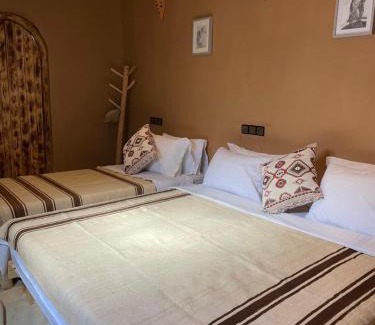 M'Hamid El Ghizlane Bed & Breakfast | Dar Nomads