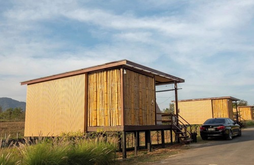 Muak Lek Other | Darad Valley