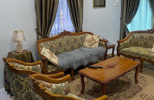 Gua House | Darainhomestay