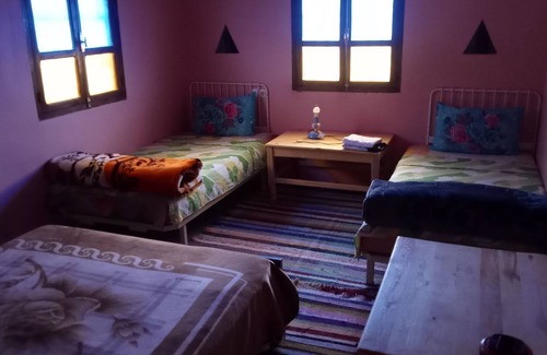 Ikniouen House | Darbrahim Resto Beds