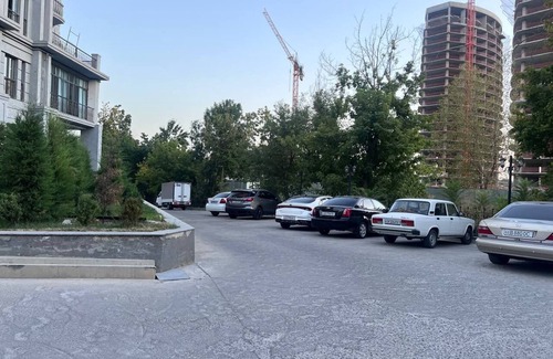 Tashkent House | Darhan Avenue Luxury 65 sq.m apartment with a river in a quiet place in Tashkent