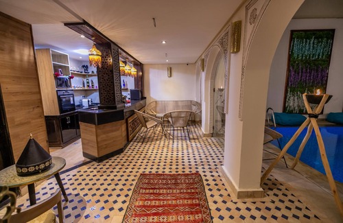 Zekkak Er Roumane House | Darif's Riad Fes