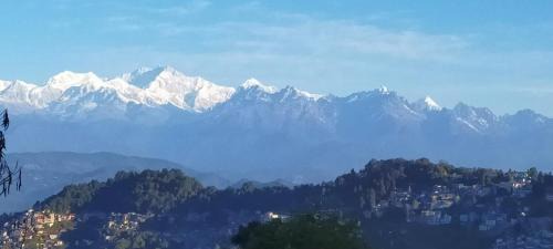 North Point Hotel | Darjeeling Homes The Glory