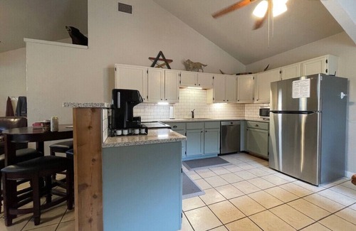 Leakey House | Dark Skies & Private Frio River Access. Dogs Welcome! Book Now for Fall Foliage!