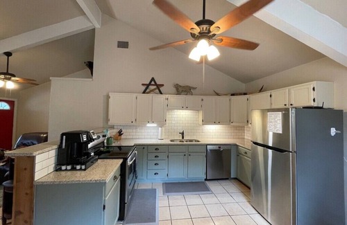 Leakey House | Dark Skies & Private Frio River Access. Dogs Welcome! Book Now for Fall Foliage!