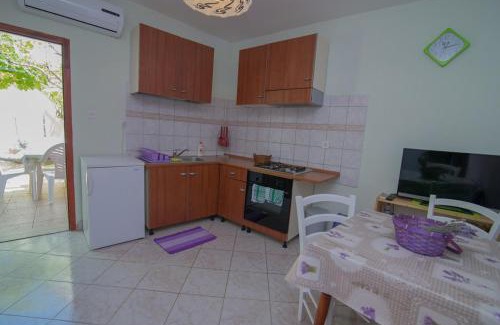 Veli Losinj Apartment | Darko