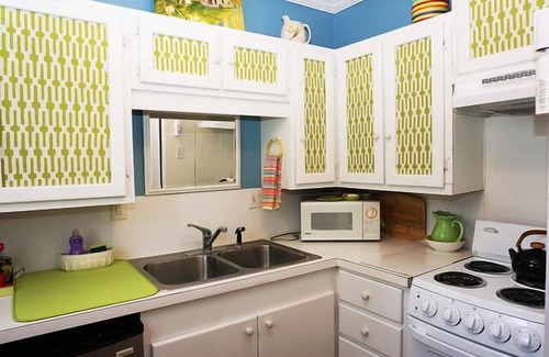 Wimberley House | Darling cottage on the Blanco River. Minutes from downtown Wimberley!
