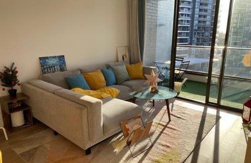 Chinatown Apartment | Darling Harbour 2b apt Car space upon request ICC CBD family friendly with view