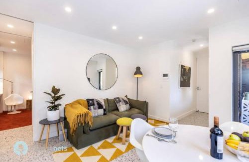 Darlinghurst Apartment | Darlinghurst Apt W A C Balcony Only A Walk To CBD