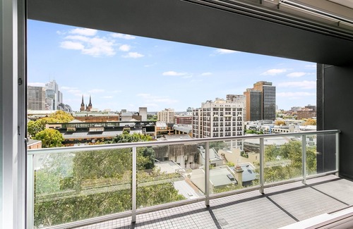 Darlinghurst Apartment | Darlinghurst - DHRST - Francis Street - Stylish 2BR City Stay with Balcony, Bath Walk to Attractions