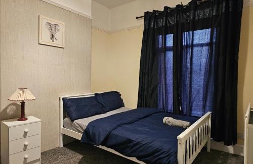 Darlington House | Darlington DL3 x 4BD x Sleeps 15 x Serviced Accomodation x Emergency Accomodation x Temporary Accomodation x DM for Weekly Monthly Deals x Free Parking X Wifi