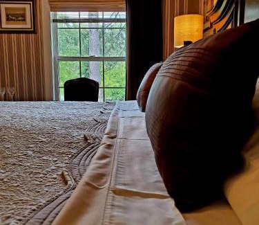 Historic Old Town Bed & Breakfast | Darlington House Bed and Breakfast