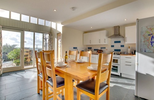 Liverton House | Dart Cottage - Three Bedroom House, Sleeps 6