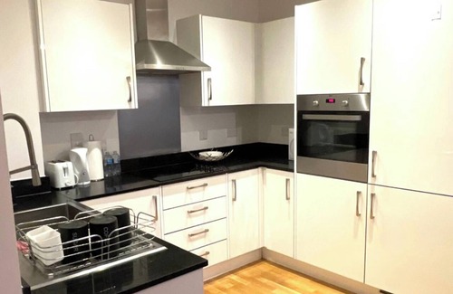 Dartford Apartment | Dartford Apartment - Sleeps 3 - Central Stay