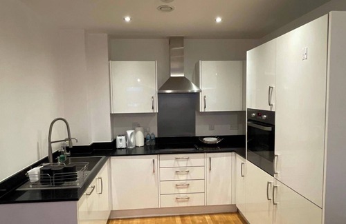 Dartford Apartment | Dartford Apartment - Sleeps 3 - Central Stay