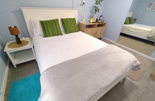 Stuart Park House | Darwin Harbour and City Views Apartments