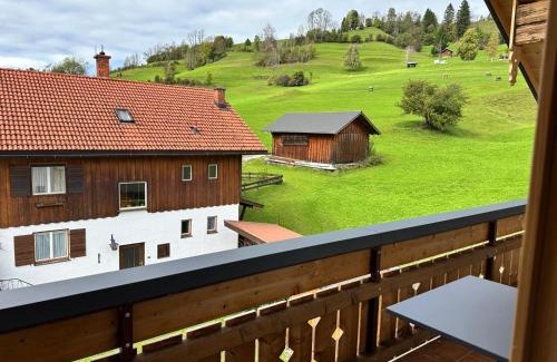 Vorderhindelang Apartment | DAS BISCHOF - 5 exklusive Ferienwohnungen mit privaten Zirbensaunen