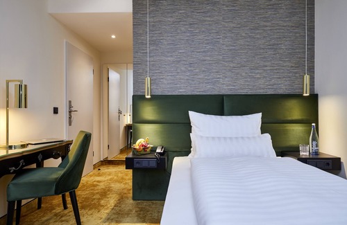 Dusseldorf Old Town Hotel | Das Carls Hotel