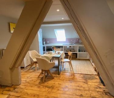 Brake Apartment | Das Eulennest - wohnen in historischem Ambiente