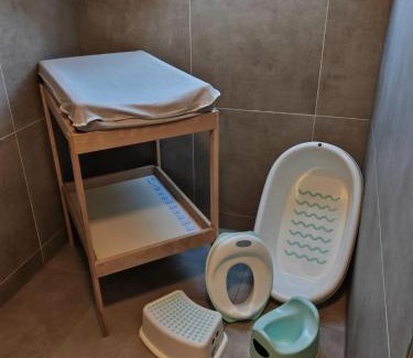 Leipheim Apartment | Das Familien Nest by ALA Living - LEGOLAND in 8min! - privater Garten & Grill