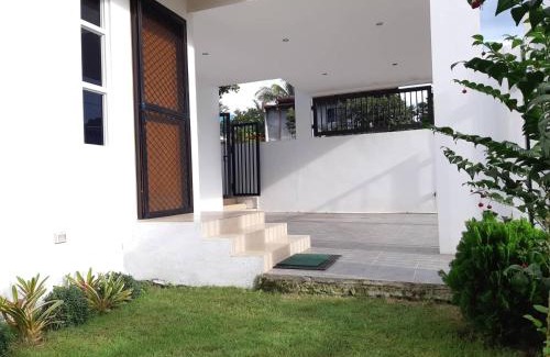 Tagaytay House | Das Haus Tagaytay