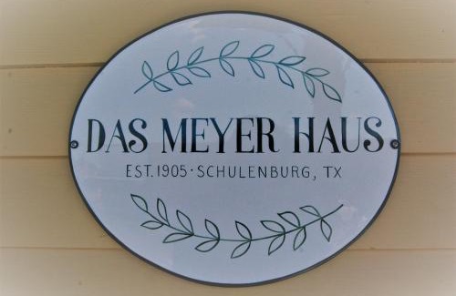 Schulenburg Villa | Das Meyer Haus - Luxe Victorian