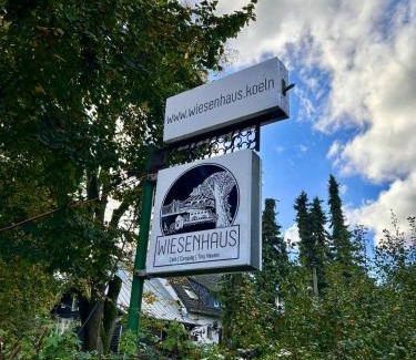 Westhoven Apartment | Das Wiesenhaus Koeln