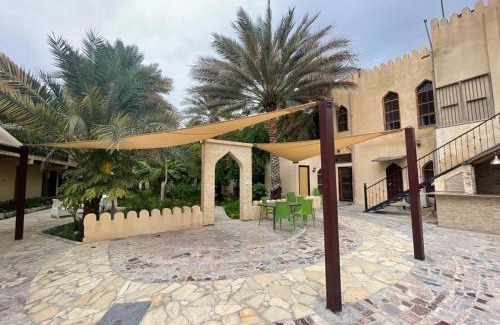 Nizwa House | Date Palm Inn