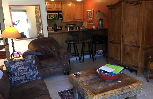 Deer Valley Condo | Dates in January and March open. Mountain view 3 minutes from Snow Park lodge
