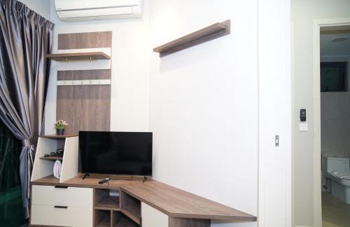 Taman Keramat Apartment | Datum Jelatek Residence By Rasbo Galaxy Suites