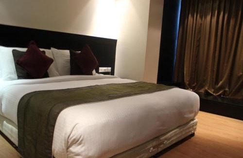 Koramangala Hotel | Davanam Sarovar Portico Suites