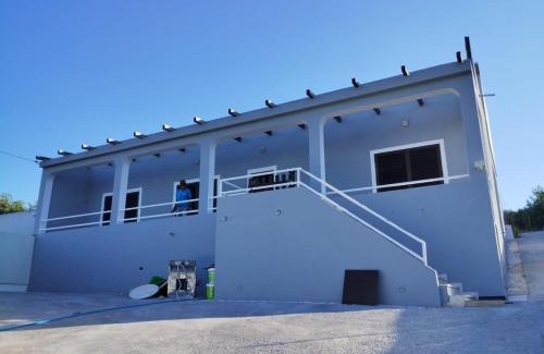 Alte House | Dave Place - 3 Bedroom House