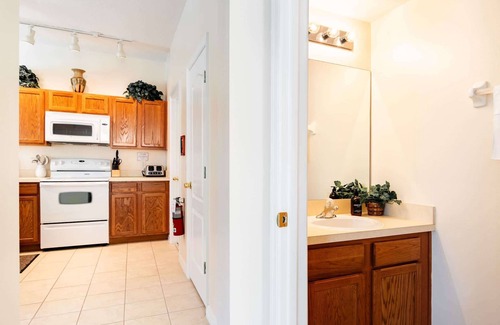 Sandy Ridge House | Davenport Getaway, 4BR with Pool
